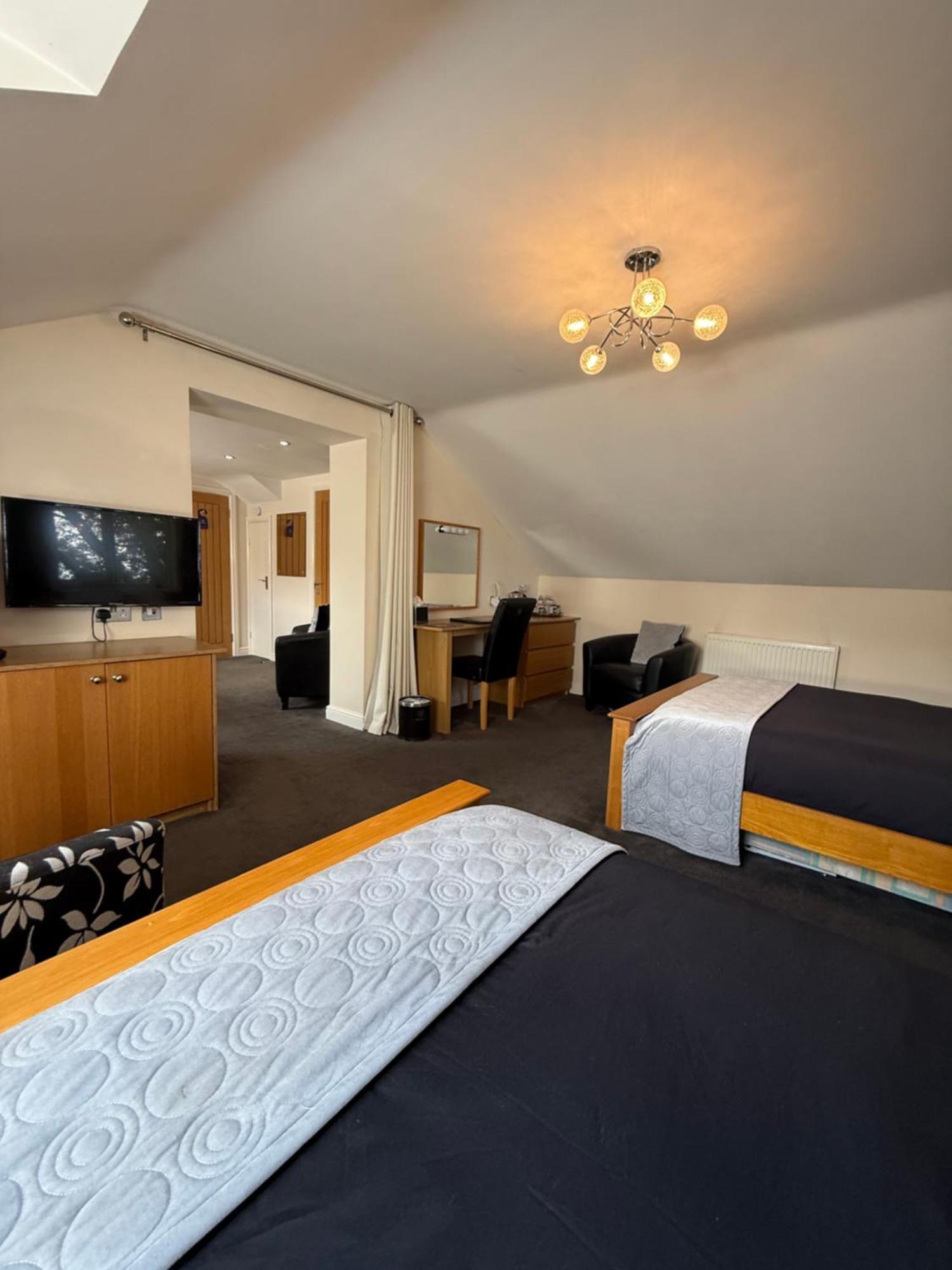 Barncroft Luxury Bed & Breakfast Solihull Exterior foto
