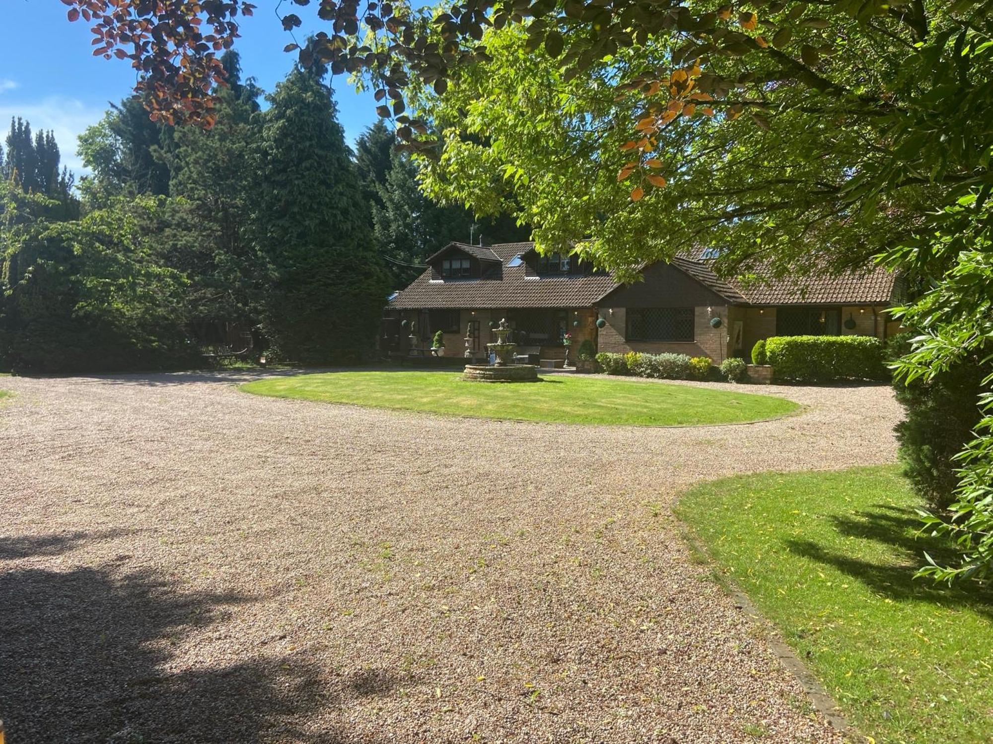 Barncroft Luxury Bed & Breakfast Solihull Exterior foto